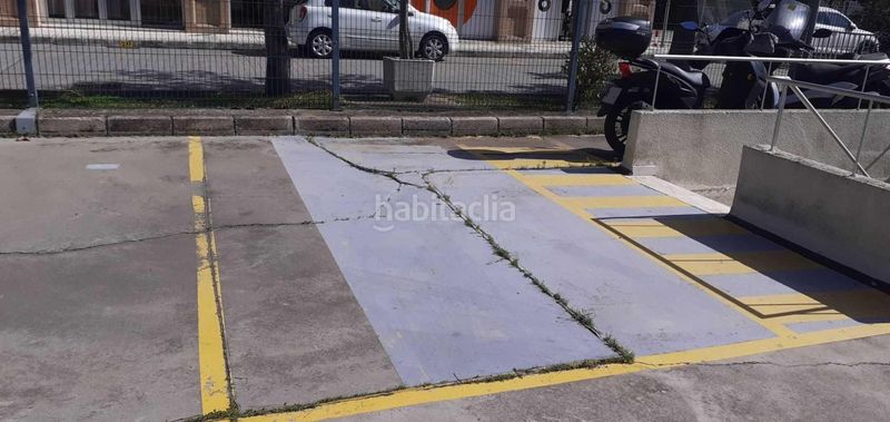 Foto 026b268f-5bea-4a46-8bb5-8092242389db. Aparcament cotxe a Urbadiez - Entrepuentes Sevilla