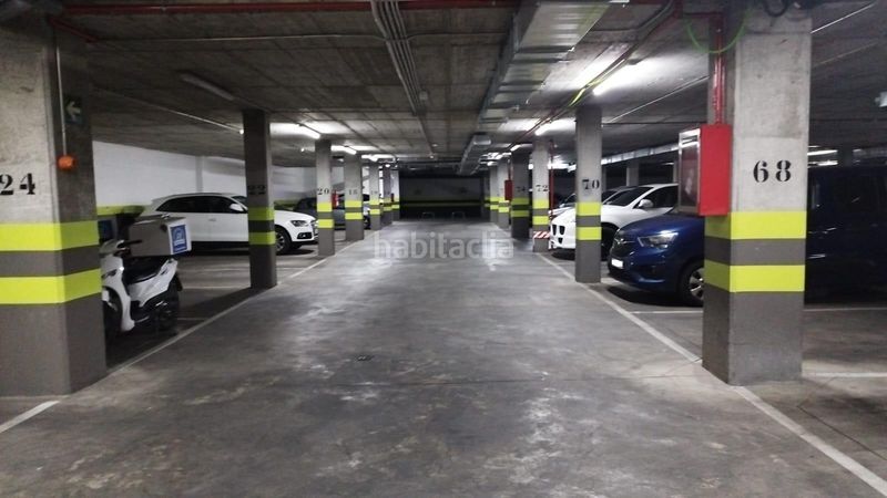 Foto 1eac6a89-1330-4d3b-8789-45993dead45d. Aparcament cotxe a Urbadiez - Entrepuentes Sevilla
