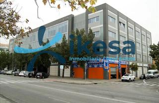 Office space in El Plantinar - Avda. La Paz - El Juncal. Venta de oficina en edificio tigesa  sevilla