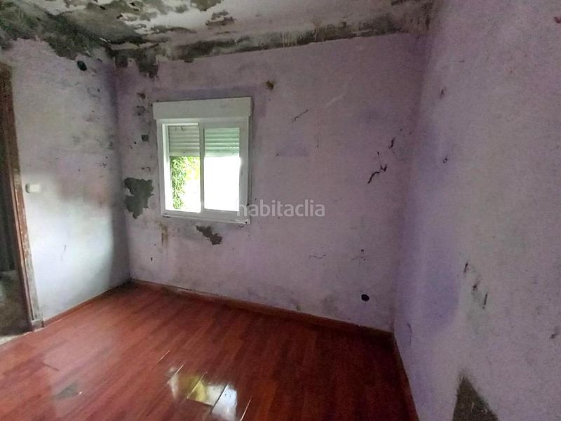 Foto cf26ba1b-3d00-46f2-8afb-f01bd77550f4. Casa a As Lagoas Ourense