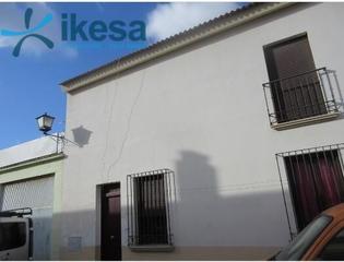Car parking in Lepe. Venta de plaza de garaje en calle almonaster la real en lepe
