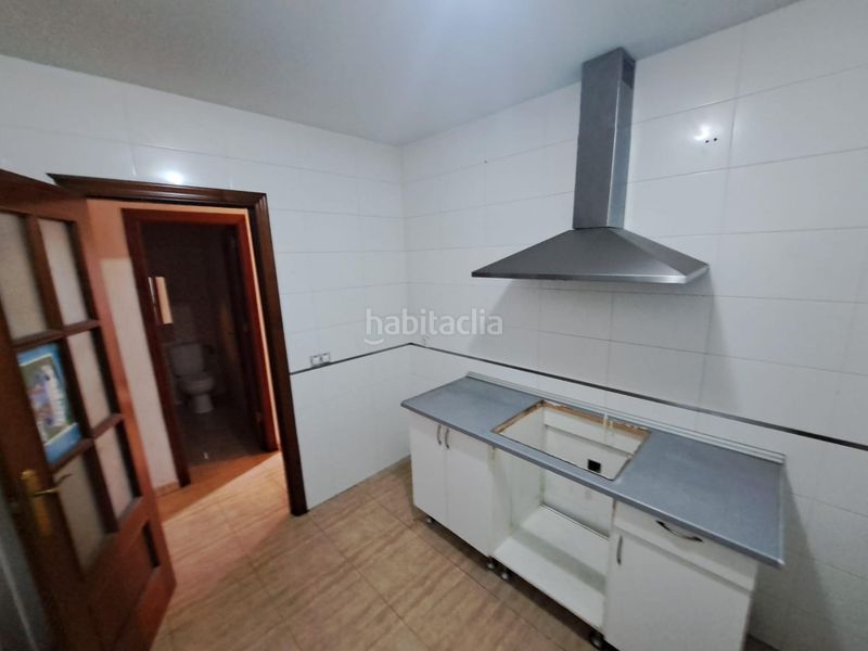 Foto 633ab37a-b642-447d-b2e2-65288e6dfada. Casa adossada amb aparcament a Lepe