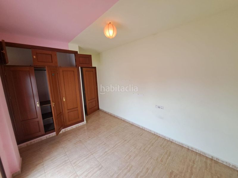 Foto c8e4d8fd-7af7-4241-9a1f-8a7de6ff08bd. Casa adossada amb aparcament a Lepe