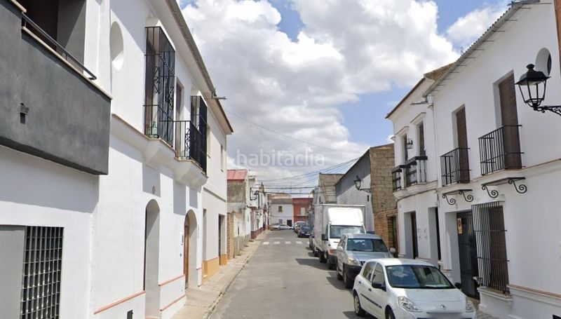 Foto 76041f79-0ade-48d8-82e4-8649a0cf44b1. Aparcament cotxe a Pilas
