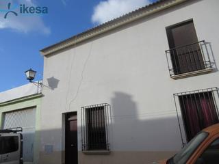 Casa adossada a Lepe. Vivienda en lepe, activo inmobiliario sin posesión.