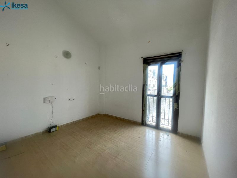 Foto c3f1f0ae-0bd4-440a-b3a8-0e0a31a46506. Casa adossada a Lepe