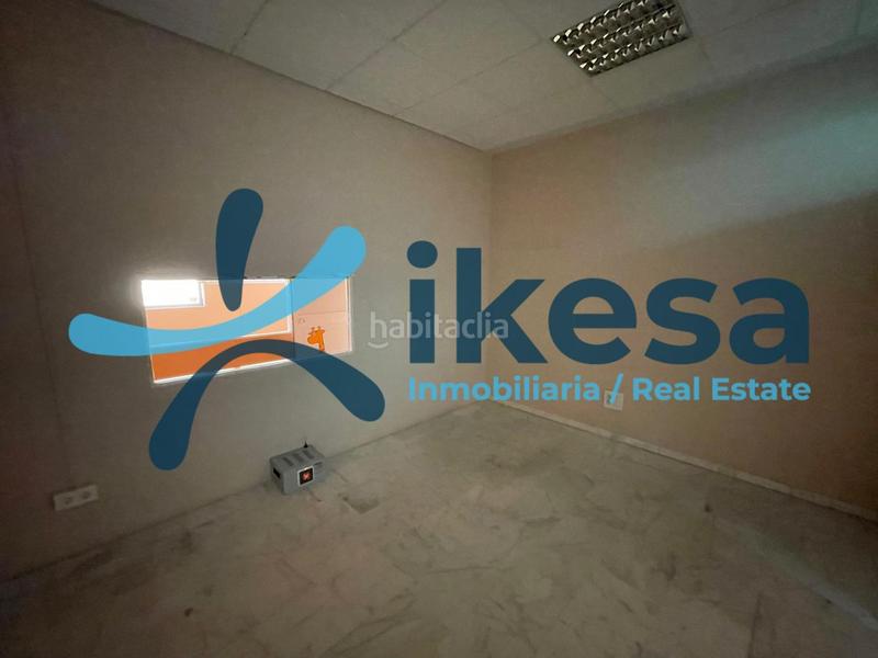 Foto 9ebf204f-d39d-4a2c-91c0-3b586776156f. Bureau avec chauffage dans Centro Tomares