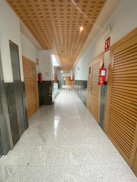 Foto d57db69c-307c-426b-a386-adf5c44dfba2. Ufficio con riscaldamento in Centro Tomares