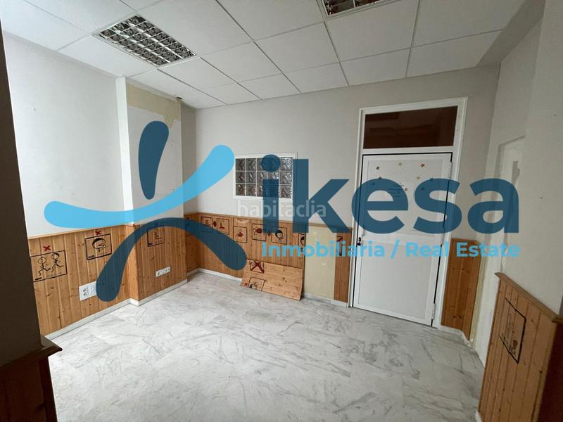 Foto e62f32fa-3501-4724-9d28-8e9c715cd0c0. Bureau avec chauffage dans Centro Tomares