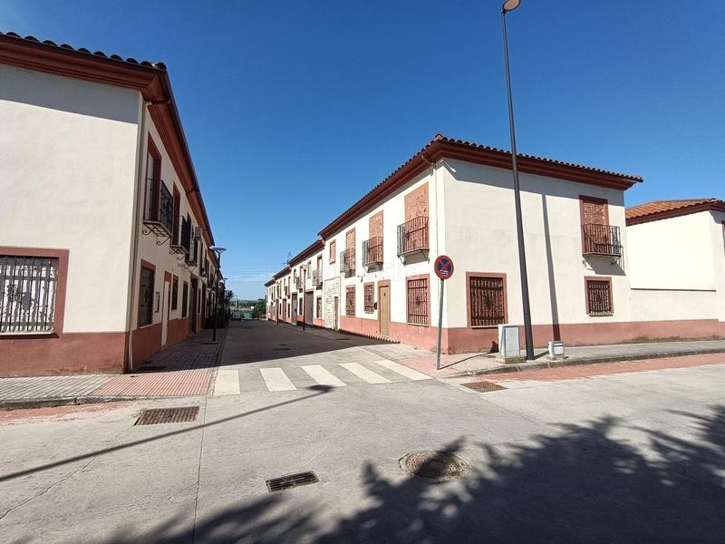 Foto 16bedbd2-f8da-489d-b426-063ca392abfc. Casa a schiera con parcheggio in Pedro Abad