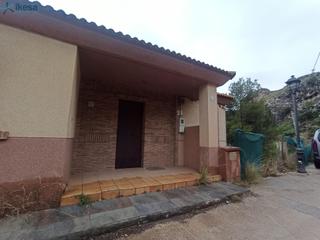 Maison à Cogollos de la Vega. Casa de 10 habitaciones