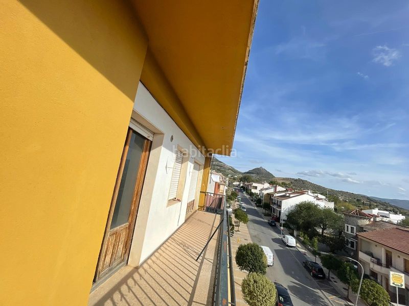Foto 0bbca2cd-0d24-4130-9770-6fb56a2f0e66. Pis amb aparcament a Alcaudete