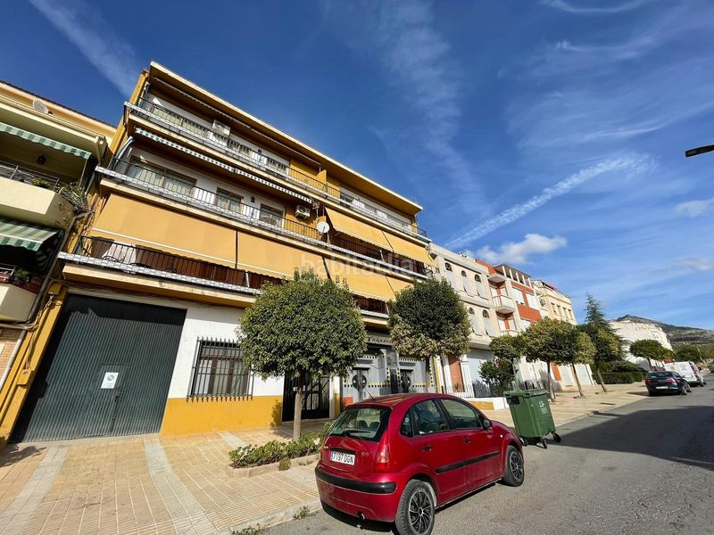 Foto 5c62ada6-b4f7-409d-be7d-ee7c4cfc057d. Pis amb aparcament a Alcaudete