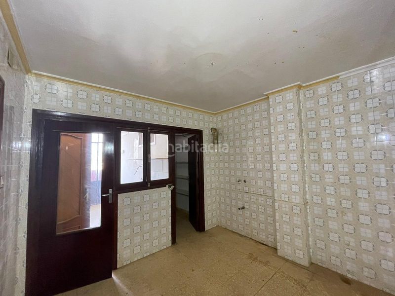 Foto 9bceb69a-0b4d-42cb-b782-93f4857addfa. Pis amb aparcament a Alcaudete