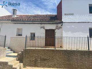 Maison jumelée à Constantina. Venta de adosado en constantina