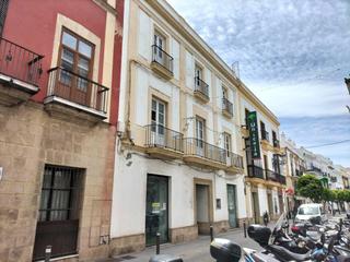 Office space in Casco Histórico - Ribera del Marisco. Oficina en centro histórico en calle principal