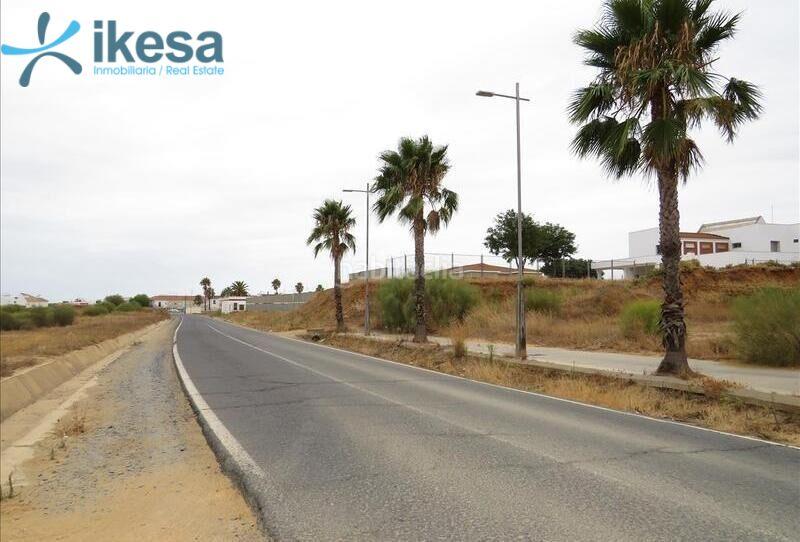 Foto b06e2e0a-9f08-4301-b9f5-3702a8f6d4b8. Terreny residencial a Lepe