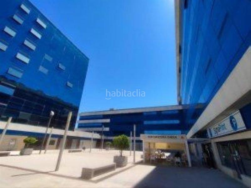 Foto 69326d21-26f2-43ab-9732-b95492375b31. Parking voiture dans Palmete Sevilla