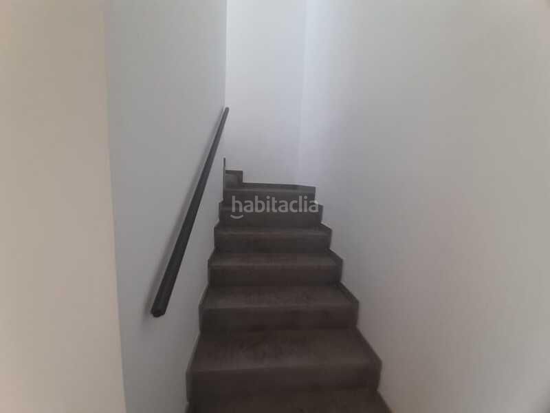 Foto 930c784a-f694-4b15-87b0-d9a91c6e36e9. Aparcament cotxe a Centro Lucena