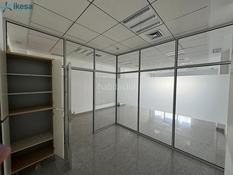 Foto 2e5767da-d02d-407c-bd9e-f64dd6fd6c83. Bureau dans El Plantinar - Avda. La Paz - El Juncal Sevilla