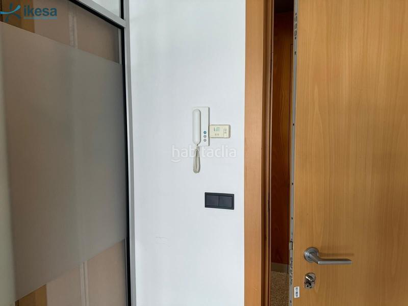 Foto 3da23b16-d487-4e65-b85c-d8b1d3993504. Bureau dans El Plantinar - Avda. La Paz - El Juncal Sevilla