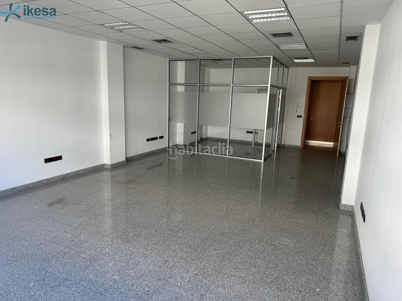 Foto de40d7b7-e41a-4ffe-b73d-1b020435ac97. Bureau dans El Plantinar - Avda. La Paz - El Juncal Sevilla