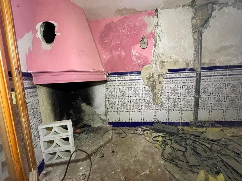 Foto 15ecd8c2-7a9c-421b-b9cb-ebe939c0d6c4. Casa adossada a Castillo de Locubín