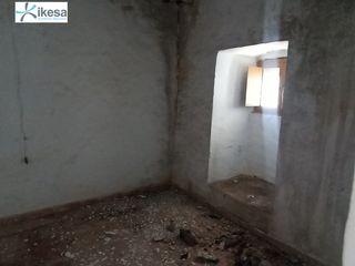Haus in Frailes. Vivienda para reformar en frailes, jaén