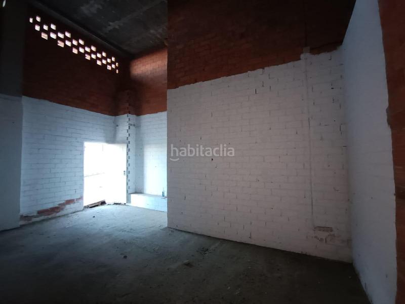 Foto b34a2fe2-c34c-4cbb-bc92-8472ada59b40. Local commercial dans Silleda