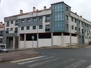 Local Comercial a Ponte (da). Enorme local en lalín