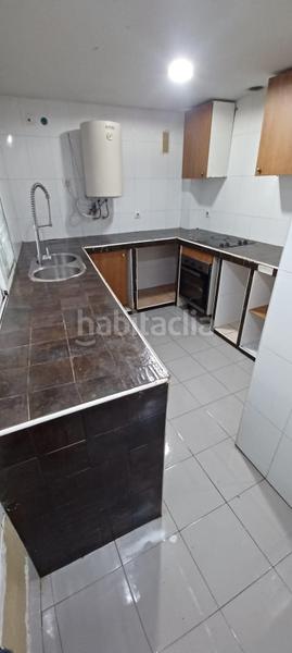 Foto 9cbcff81-5ca5-498b-b0c1-895f9c4af492. Casa adosada vivienda unifamiliar en la línea de la concepción en Línea de la Concepción (La)