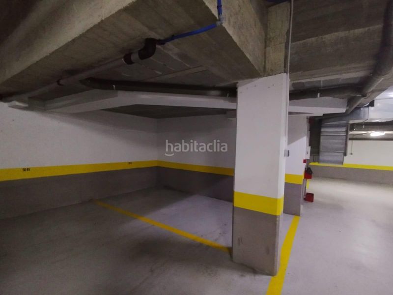 Foto f1e2801b-4558-4776-8d54-1034e347c33d. Aparcament cotxe a castrelos 99 a Sardoma - Castrelos Vigo