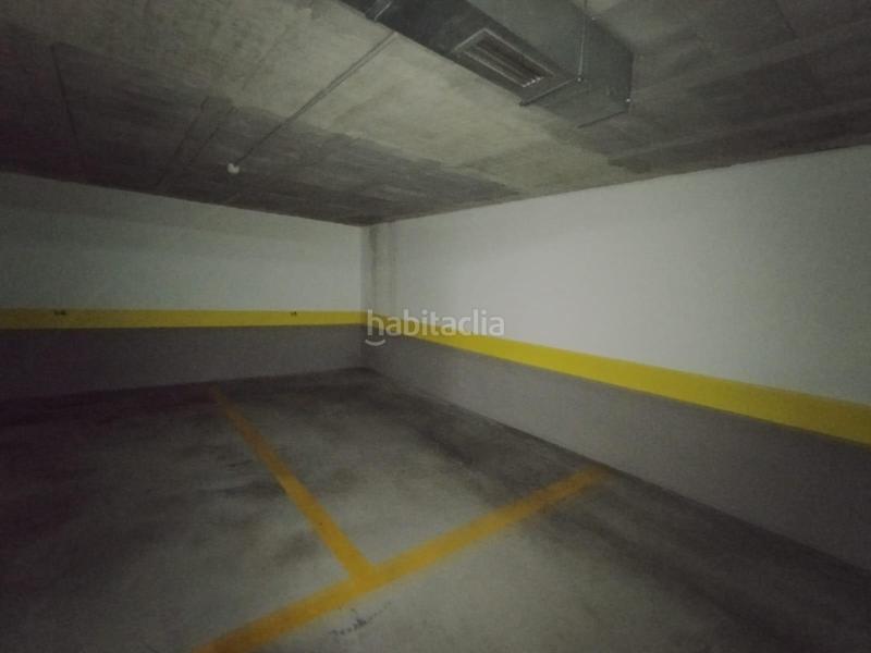 Foto 8bddf789-3a75-4a26-b2d4-7a3e30082ccd. Parking coche en Sardoma - Castrelos Vigo