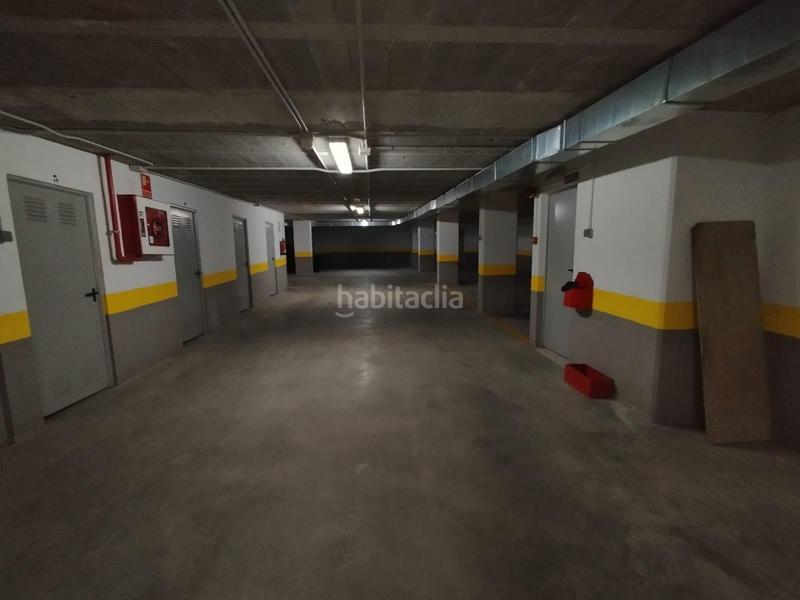 Foto a9d2fac4-0896-4f7e-b2a2-748bdd793c3c. Autoparkplatz in Sardoma - Castrelos Vigo