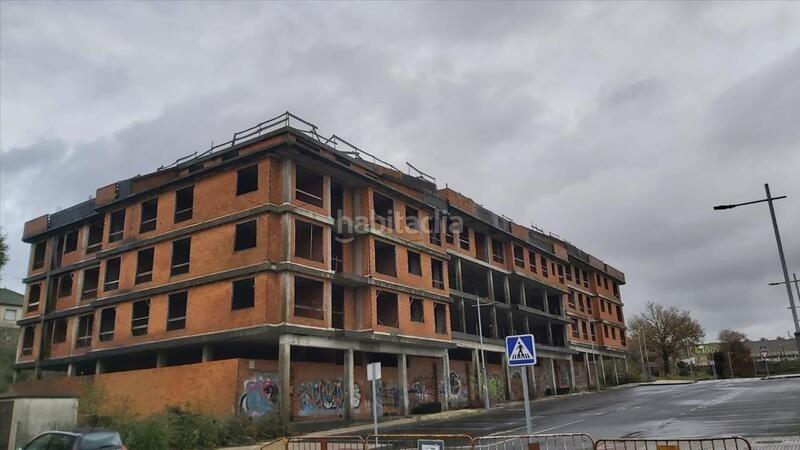Foto 5aa6a4d7-0746-4a6e-a302-c88d899c3995. Edifici a calle álvaro cunqueiro a Lalín