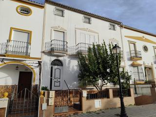 Àtic  Calle perú. Ático de tres dormitorios en olvera.