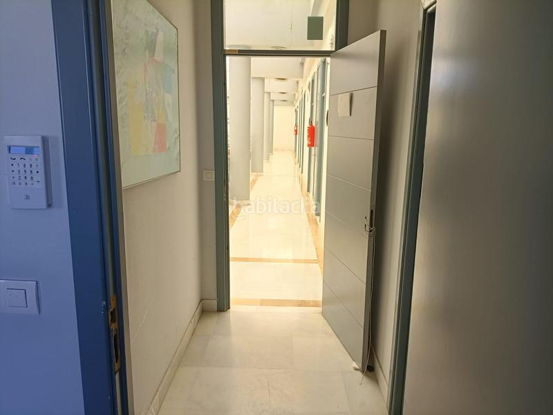 Foto 486d5ca8-a4aa-4db8-8e28-09a86521f112. Ufficio in Pisa Mairena del Aljarafe