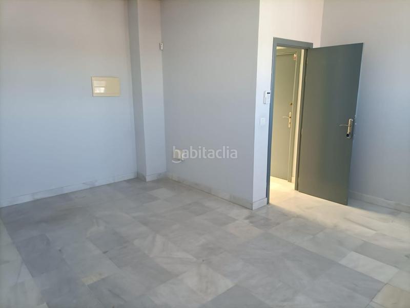 Foto cd4e7250-7581-4c54-964f-ac2d7577cd2a. Ufficio in Pisa Mairena del Aljarafe