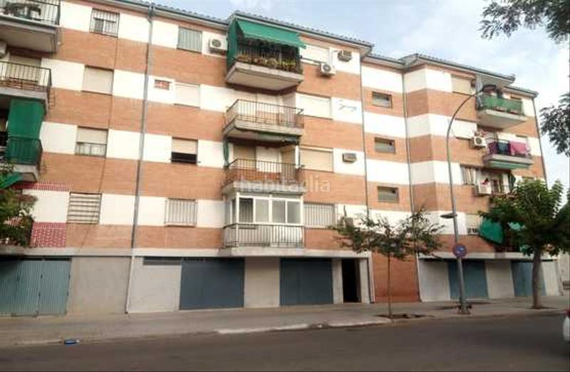 Foto 978b39bb-a34e-46db-a431-d88a2cc817f2. Piso  vpo de 3 habitaciones en centro de ándujar. en Andújar