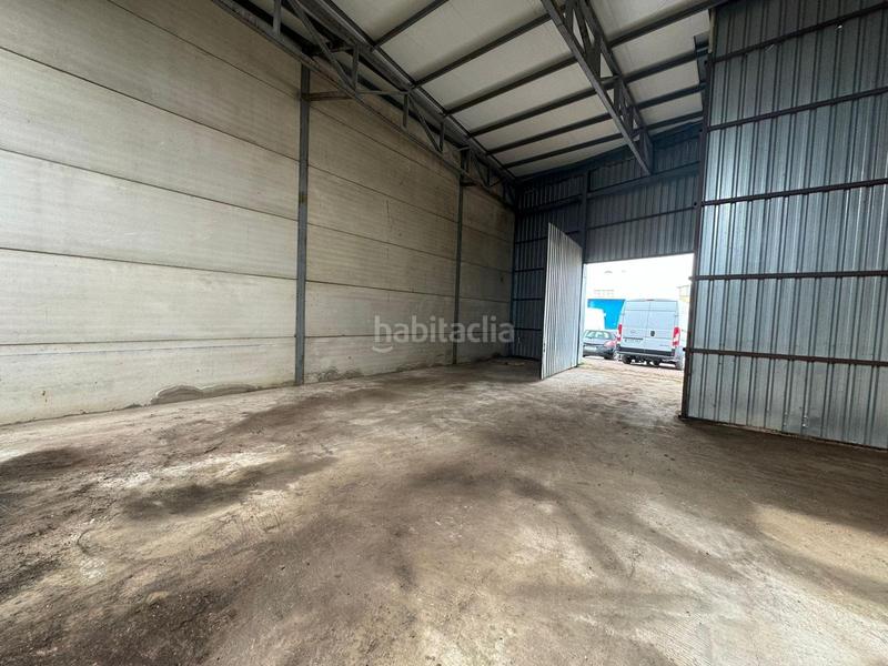 Foto 0eae9ed9-f525-4254-9e6d-3a611d853c46. Bâtiment à usage industriel dans Bailén