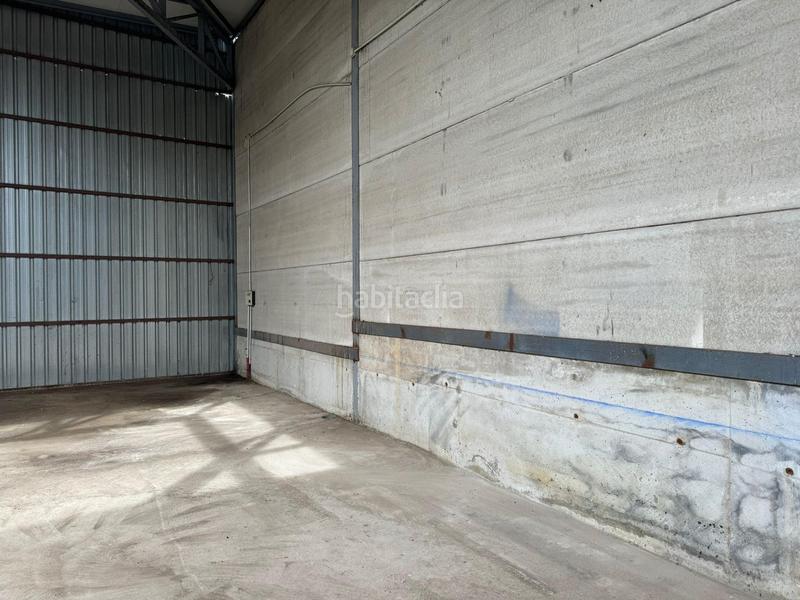 Foto 23be5e63-699e-405b-ac75-bd72eaa7423f. Bâtiment à usage industriel dans Bailén