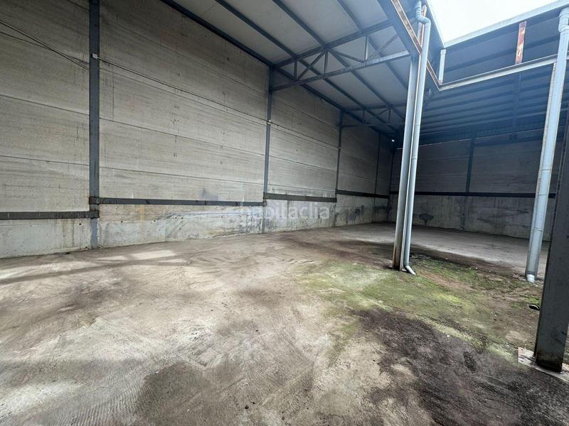 Foto 7dc4548f-2a74-45fe-90b1-473416262194. Bâtiment à usage industriel dans Bailén