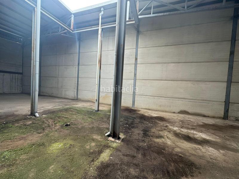 Foto 822f4e88-5d49-4a5c-8210-68d24770df12. Bâtiment à usage industriel dans Bailén