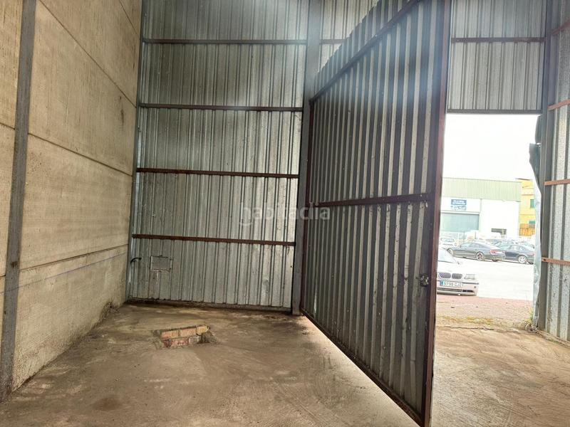 Foto 8882c37e-2ad0-4129-8684-f02c4e0c9fea. Bâtiment à usage industriel dans Bailén