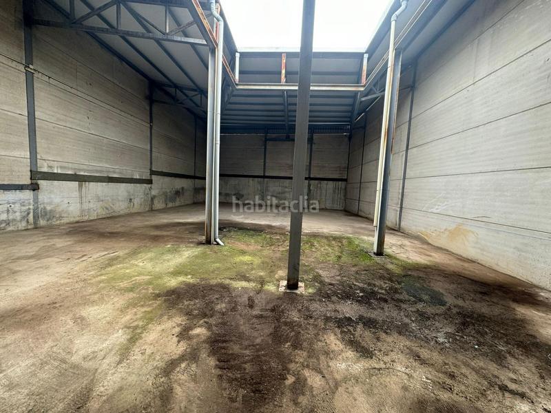 Foto 9f0b3772-f88c-4378-a0d1-f1311b03618e. Bâtiment à usage industriel dans Bailén