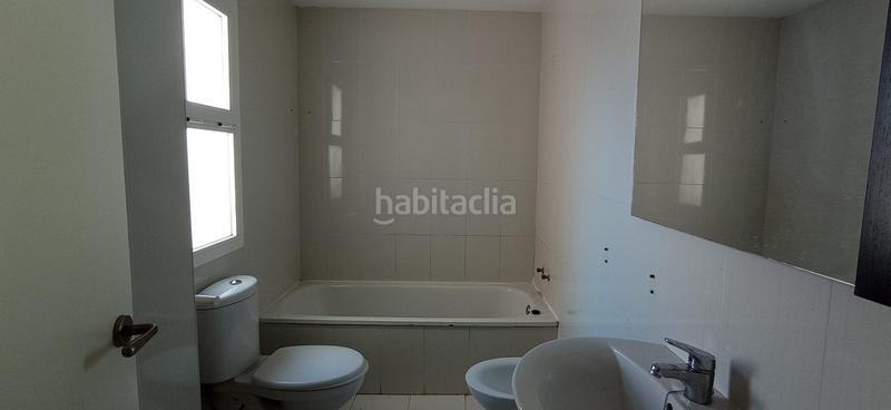 Foto e64c608c-edf6-40e1-a5b9-75f869d83208. Casa duplex en la linea de la concepcion en San Pedro-Gabriel Miró-María Guerrero Línea de la Concepción (La)