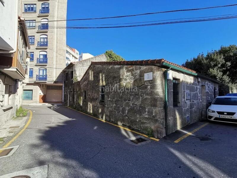 Foto c54ef781-fba7-4ad3-929c-38150e6ad7fa. Terrain résidentiel dans fonte da moureira (da) 8 dans Pontevedra