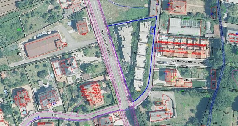 Foto ba22788f-93e6-4e9b-8601-bfcd32459fe4. Chalet obra parada en venta rua do pombal, en Darbo Cangas
