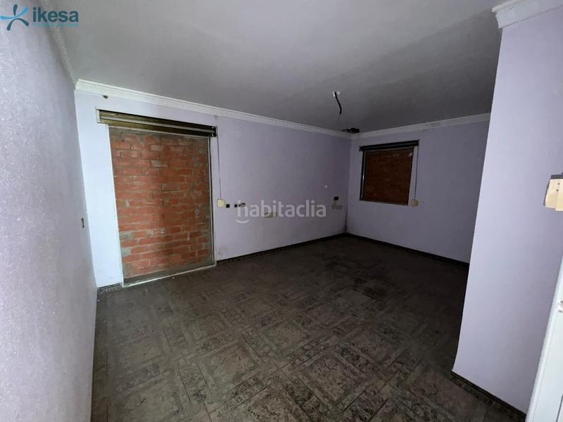 Foto 063b1187-835e-4da7-bc4f-cbb53bfc7048. Chalet conjunto 3 viviendas con piscina en urb Torrequinto en Alcalá de Guadaira