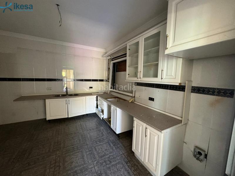 Foto 1f81f83d-d44e-47dc-818a-1f83560bbe62. Chalet conjunto 3 viviendas con piscina en urb Torrequinto en Alcalá de Guadaira